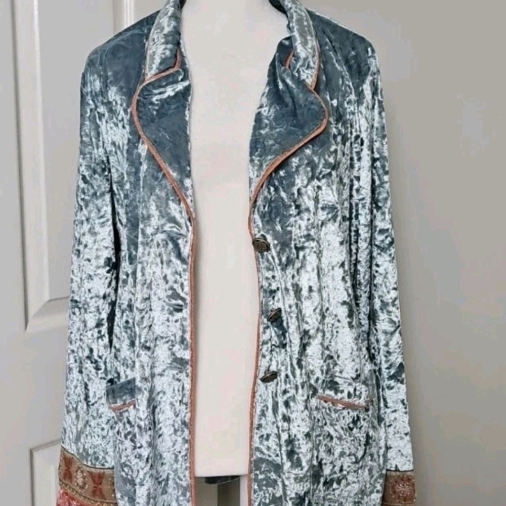 Aratta Silent Journey Crushed Velvet Smoking Jacket Blue Embroidered Belted S - Picture 10 of 12